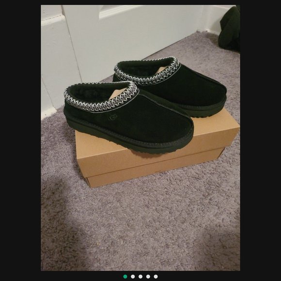 Ugg Tasman Slippers - Picture 1 of 5